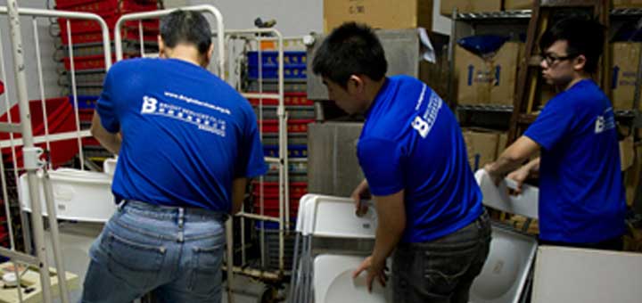 Moving and Logistics - Image