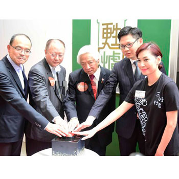 [香港新聞網] 組圖：香港善導會與社會合辦烘焙店 協助更生人士重投社會